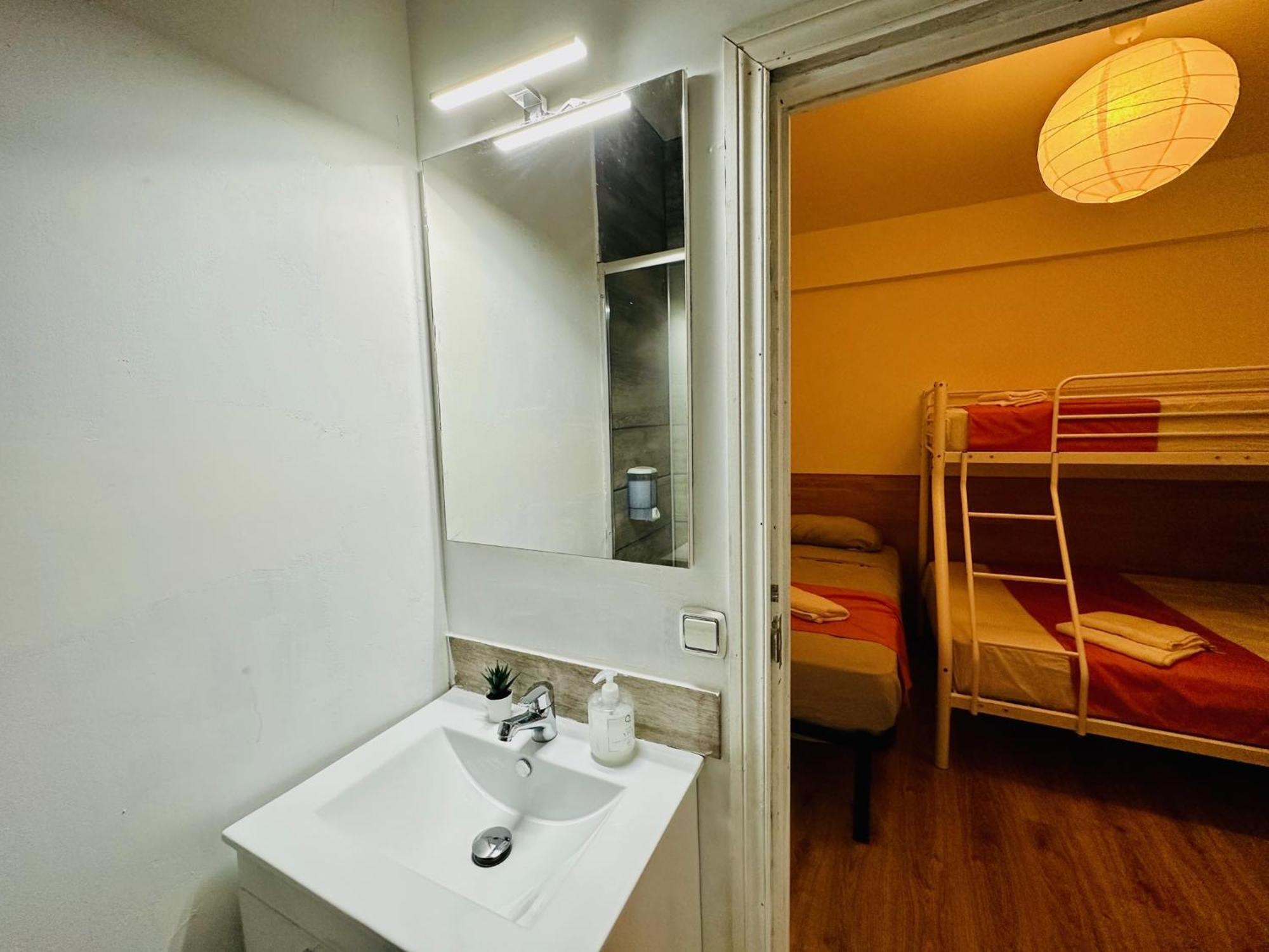 Punta Me Rooms In Madrid Downtown מראה חיצוני תמונה