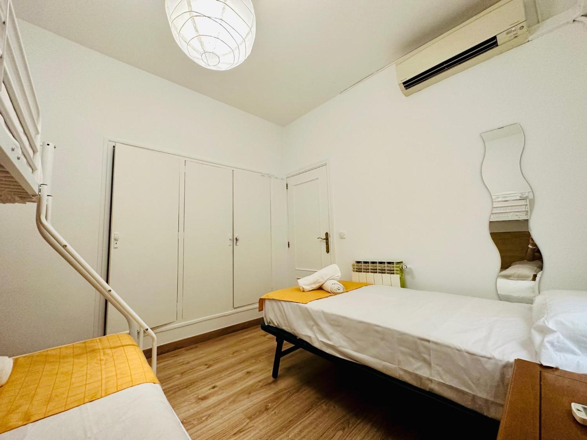 Punta Me Rooms In Madrid Downtown מראה חיצוני תמונה